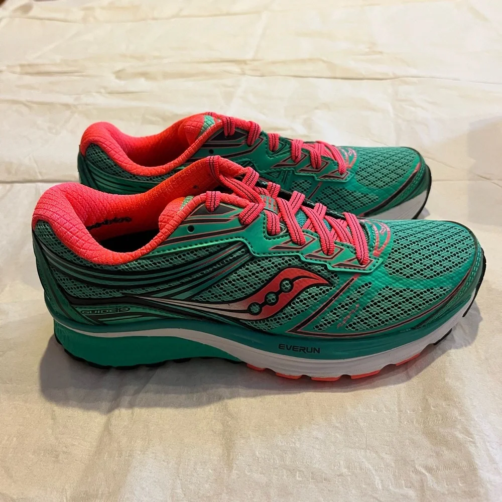 Saucony Women’s Guide 9 Green and Pink - Picture 2 of 9